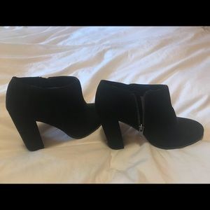 Black velvet booties 6.5